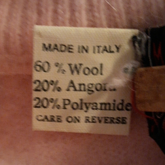 Vintage 1970s Italian wool angora sweater medium - Picture 2 of 3